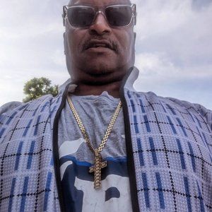 Meet your Posher, Maynard